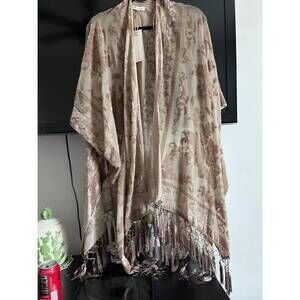 NEW WOVEN HEART women's bottom tassels kamodo in burgendy